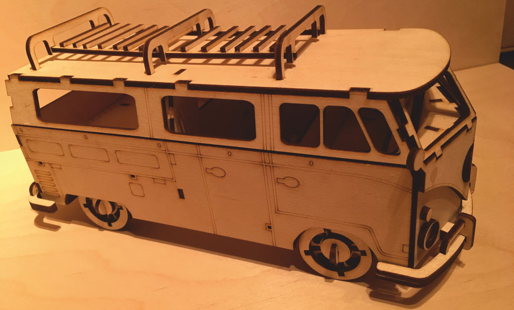 ماکت اتوبوس چوبی