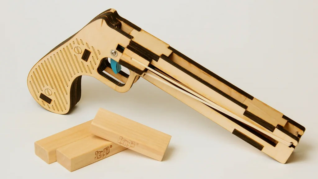 تپانچه چوبی